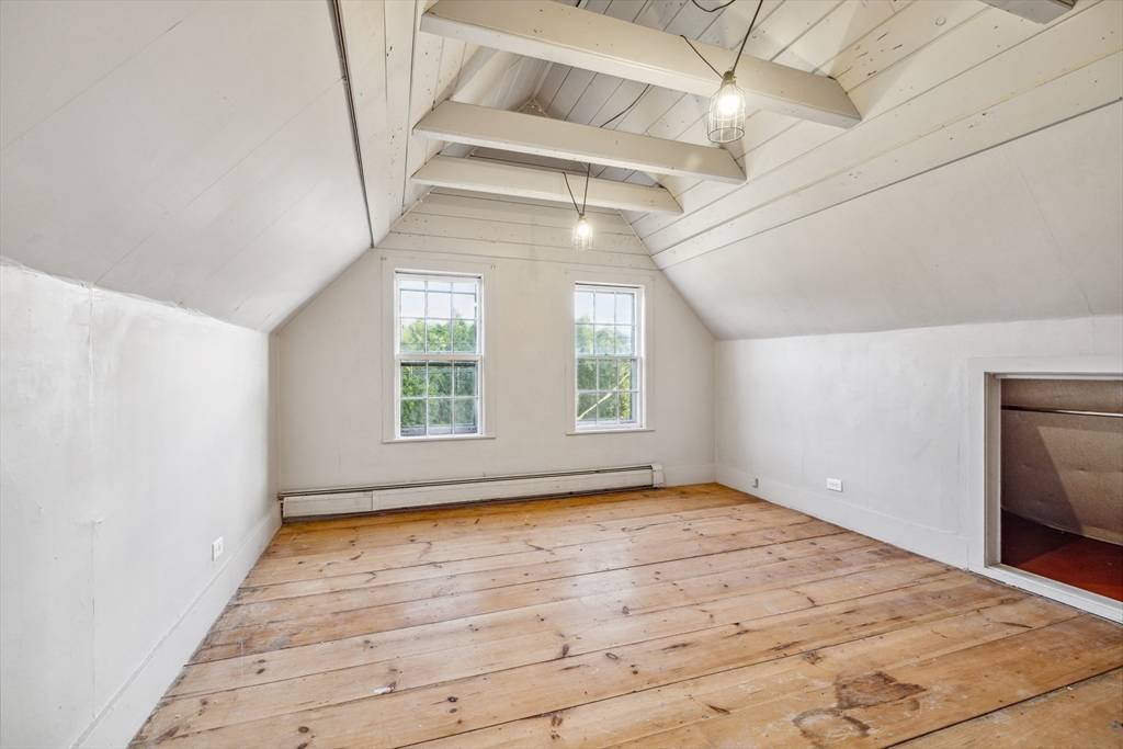 79 Wapping Road Kingston, MA 02364