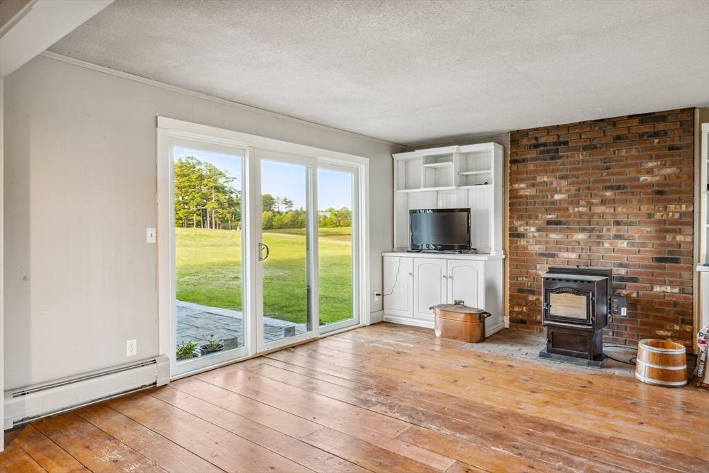 Kingston, MA 02364,79 Wapping Road