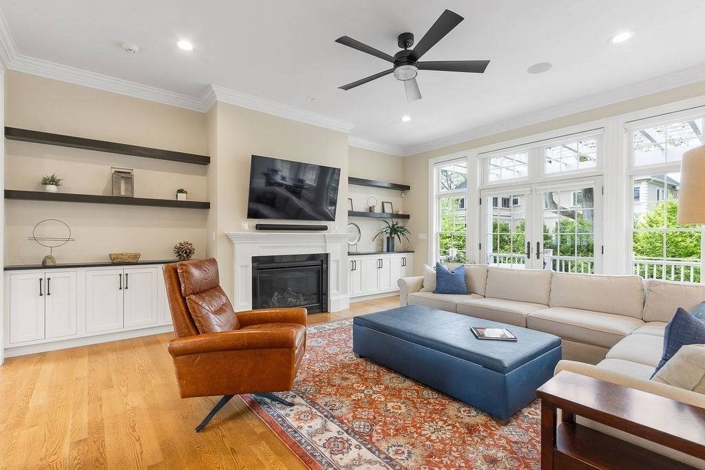 Newton, MA 02459,16 Grace Rd