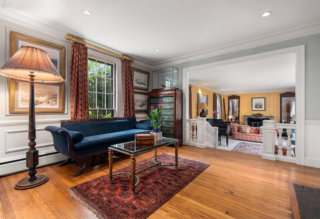 12 Ash Street Place Cambridge, MA 02138