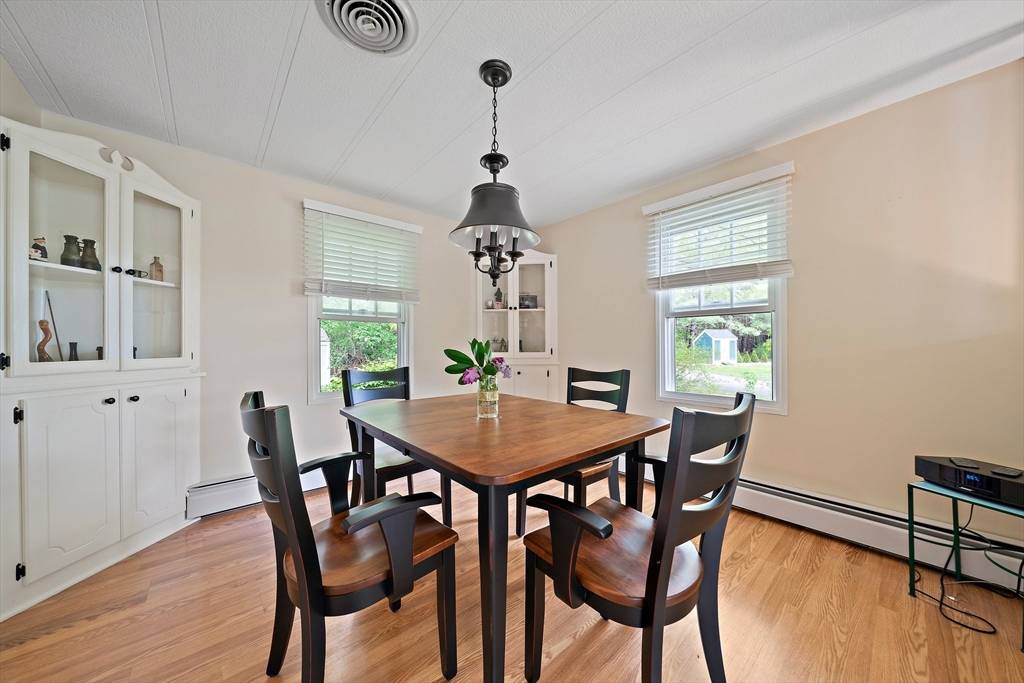 29 Bayberry Lane Kingston, MA 02364