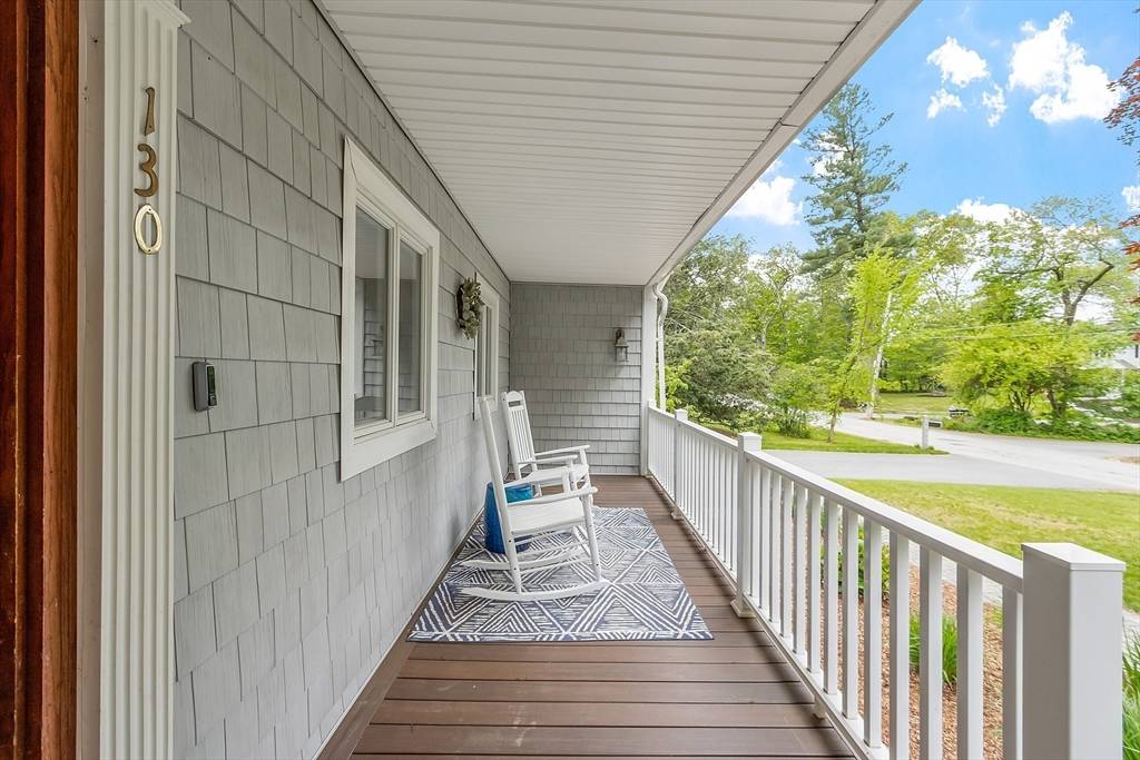 Chelmsford, MA 01824,130 Robin Hill Rd