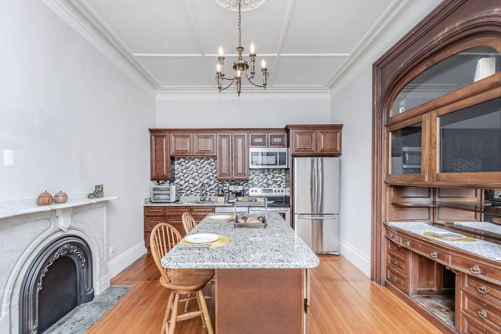 4 Mount Vernon #1 Haverhill, MA 01830