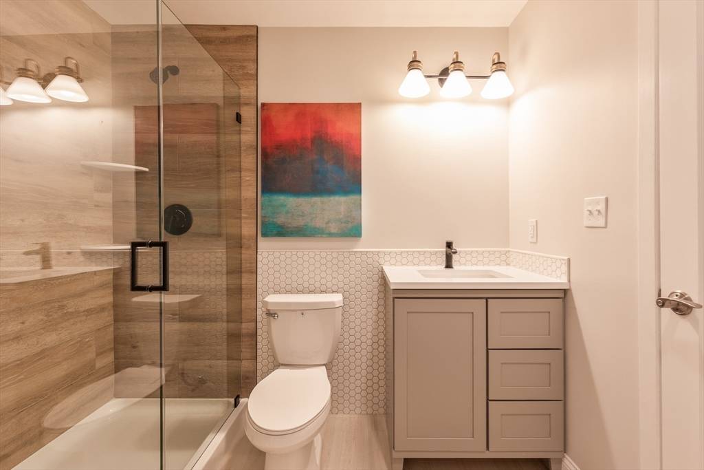 Quincy, MA 02169,279 Willard #302