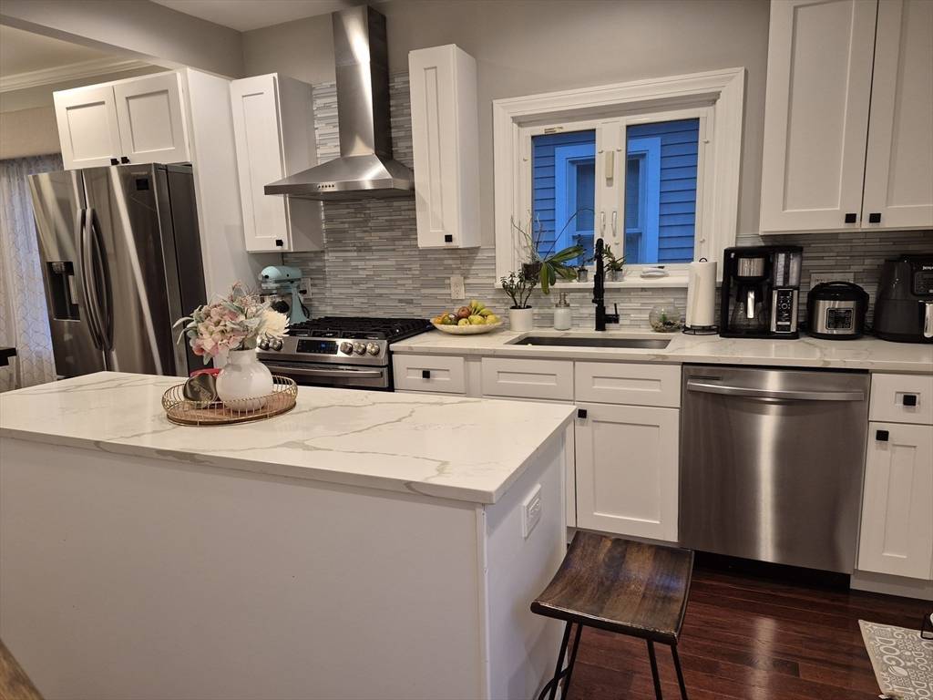 Canton, MA 02021,2 Neponset Place