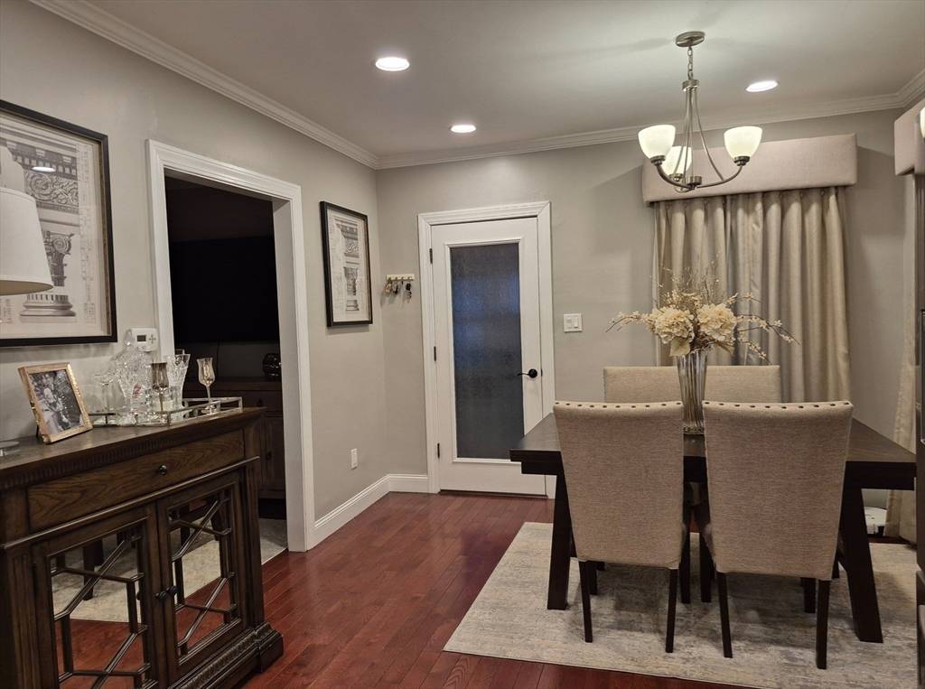 2 Neponset Place Canton, MA 02021