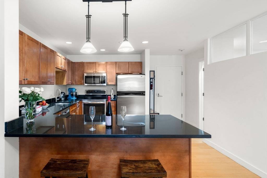 Boston, MA 02135,99 Chestnut Hill Avenue #212