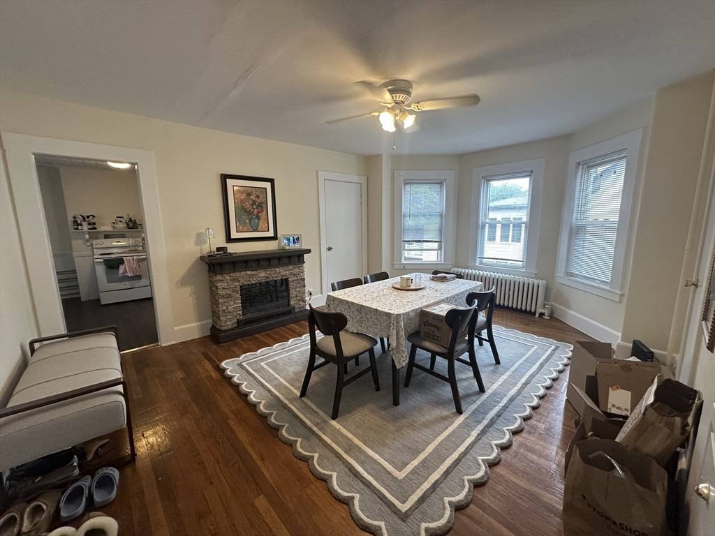 Natick, MA 01760,10 Grant St #2
