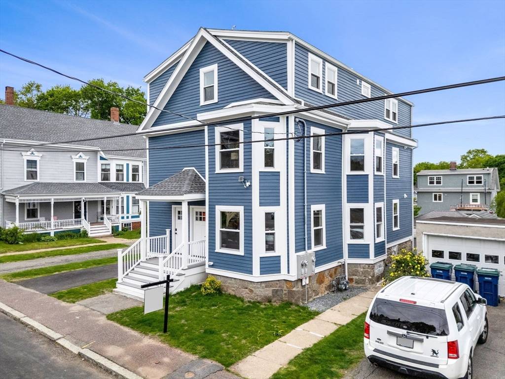 Salem, MA 01970,28 Fairmount St. #2