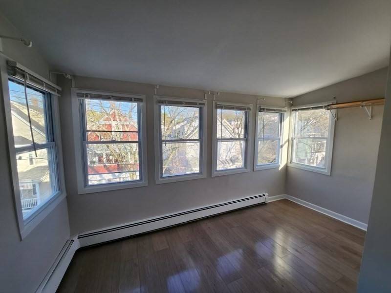 Boston, MA 02135,33 Shannon St #3