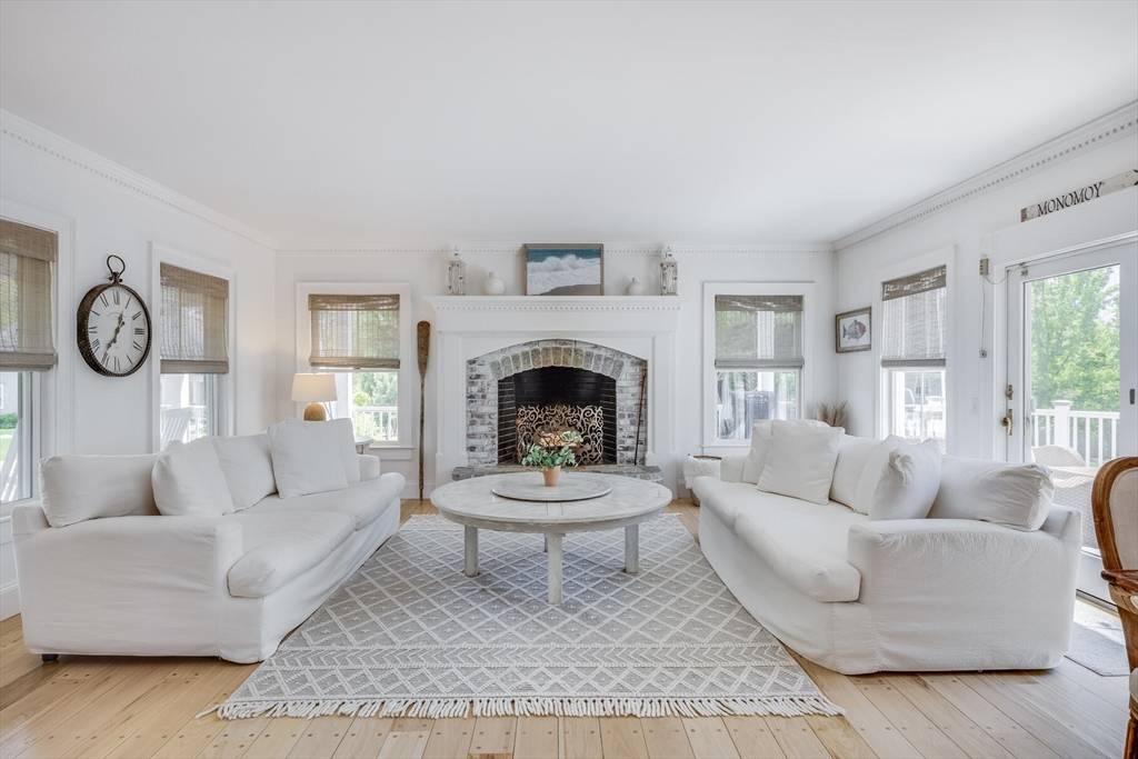 Harwich, MA 02646,72 Oliver Snow Rd
