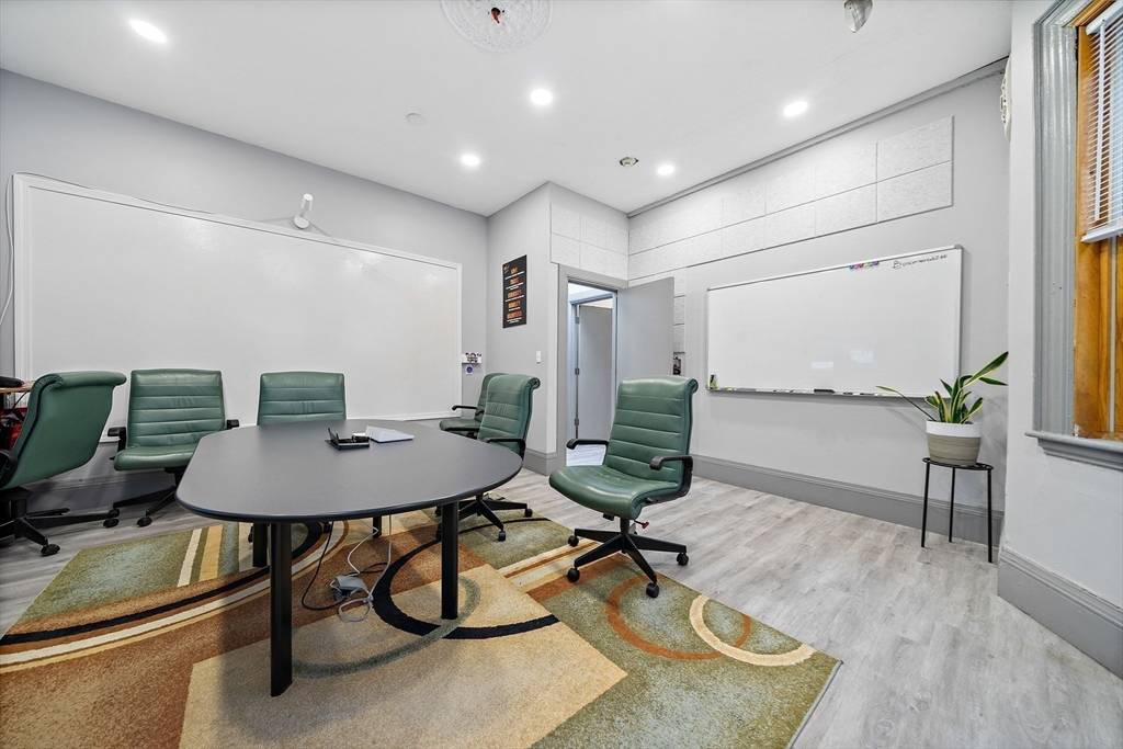 222 Bowdoin St Boston, MA 02122