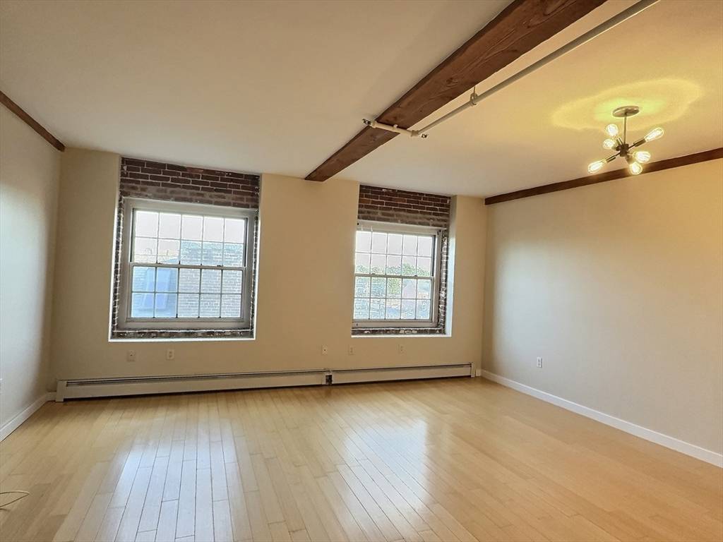 Lowell, MA 01852,240 Jackson St #627