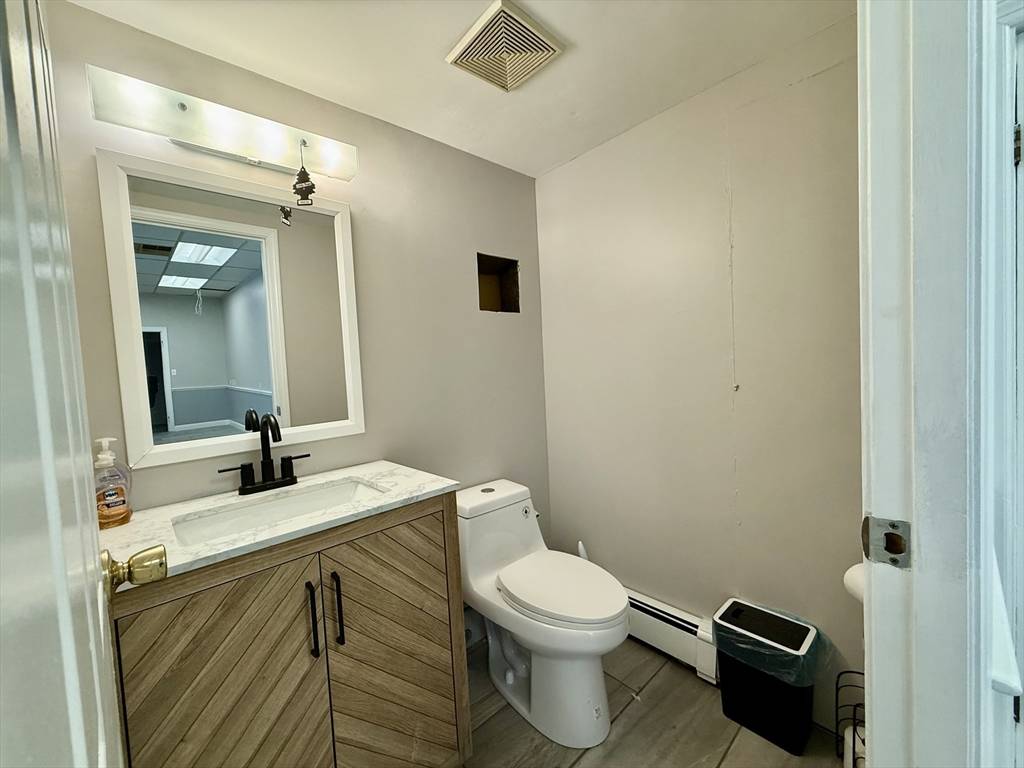North Reading, MA 01864,112 Haverhill St #B