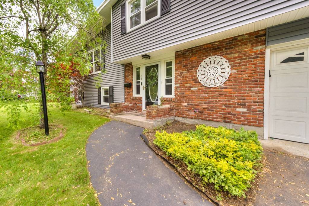 West Boylston, MA 01583,36 Winthrop St