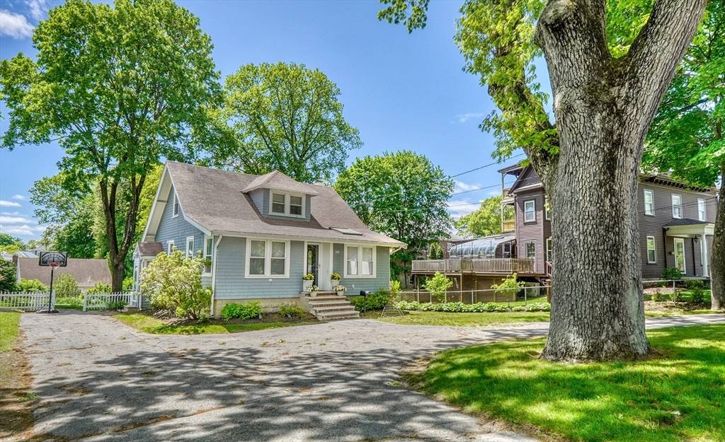 Dedham, MA 02026,108 Needham St