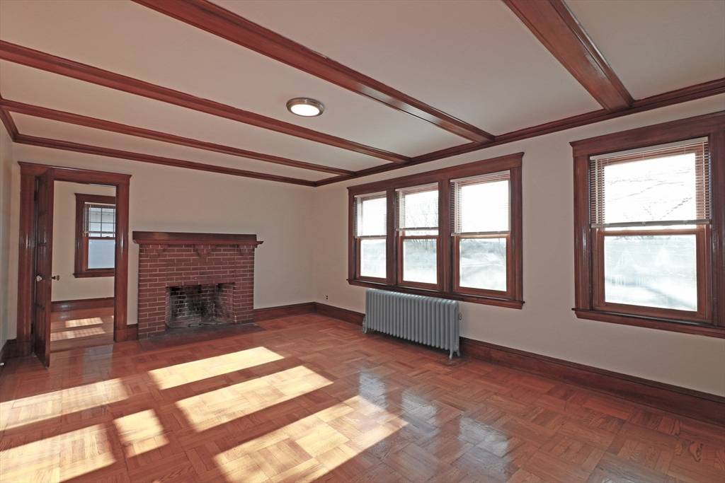 Watertown, MA 02472,394 Mount Auburn #2