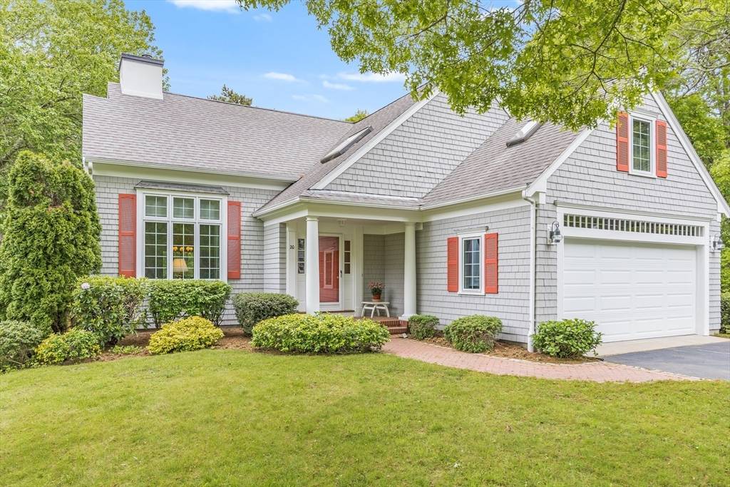 Barnstable, MA 02632,20 Crestview Circle