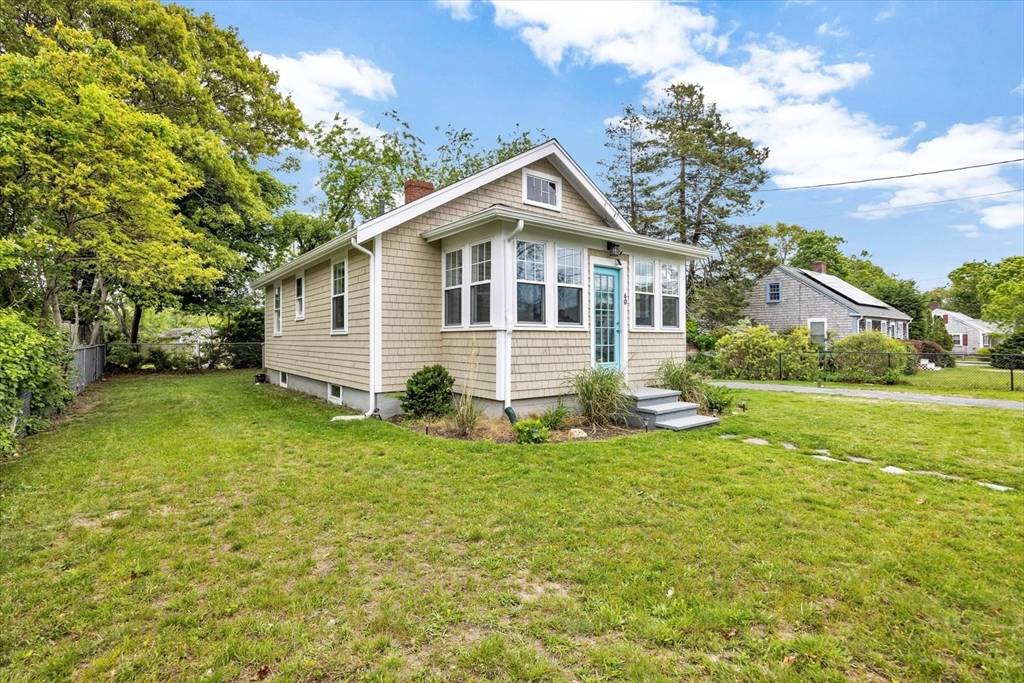 Barnstable, MA 02601,60 Grove St