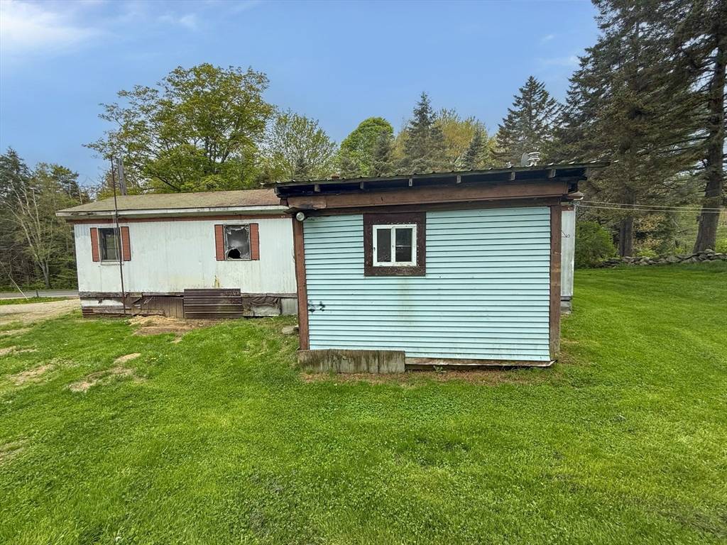 Heath, MA 01339,594 Route 8a