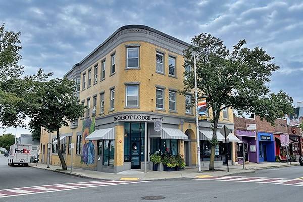 Beverly, MA 01915,278 Cabot St #01