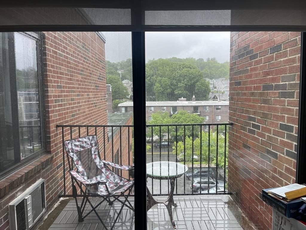 Boston, MA 02135,109-111 Tremont Street #516