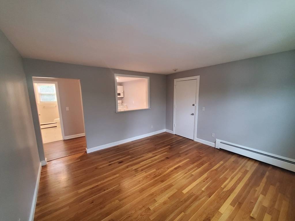 Quincy, MA 02169,433A Sea Street #5