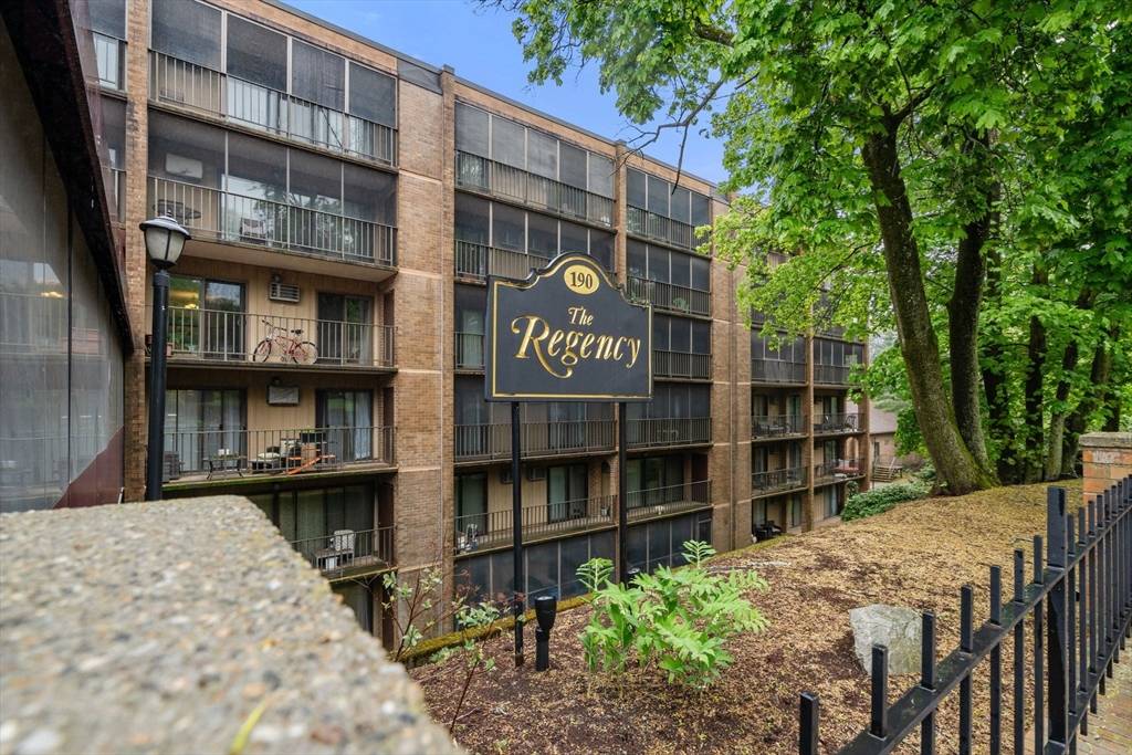 Medford, MA 02155,190 High St #409