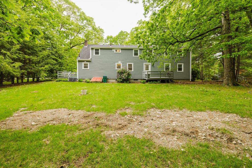 Mansfield, MA 02048,13 Webster St