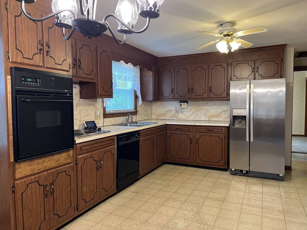 Springfield, MA 01118,50 Feltham Rd