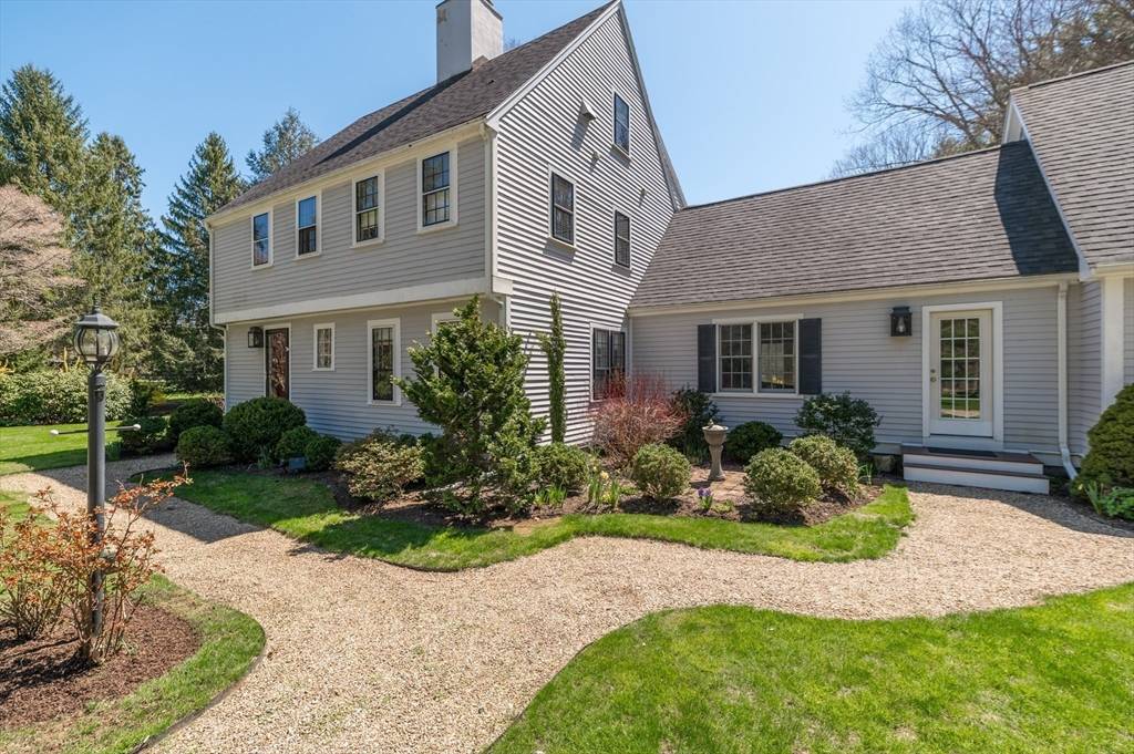 Hamilton, MA 01982,887 Bay Road