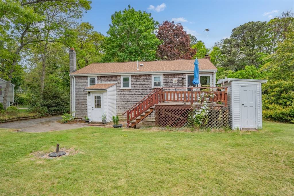 Mashpee, MA 02649,110 Old Great Neck Rd