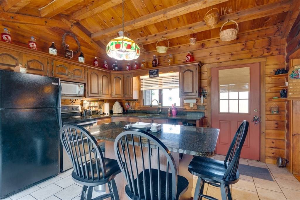 Westminster, MA 01473,207 W Princeton Rd