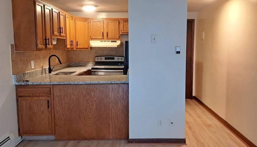 Marlborough, MA 01752,616 Boston Post Rd E #17