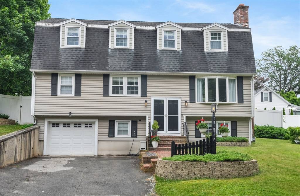 Methuen, MA 01844,37 Hillcrest Ave