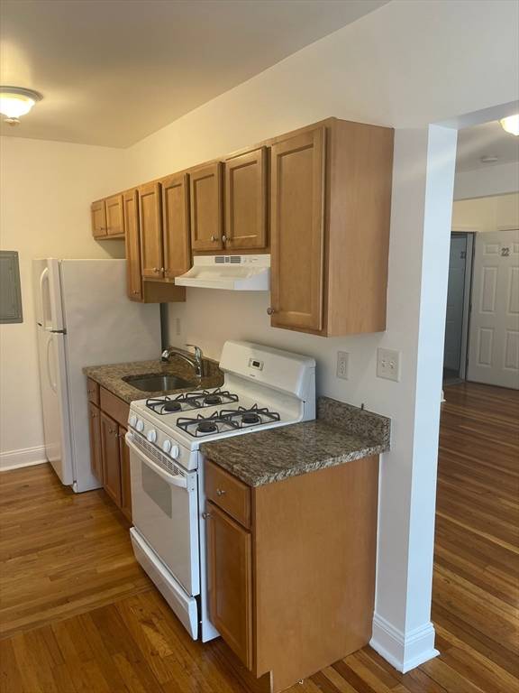 Revere, MA 02151,10 Yeamans St #22