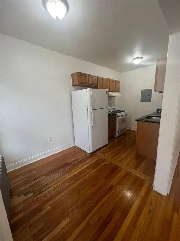 Revere, MA 02151,10 Yeamans St #22