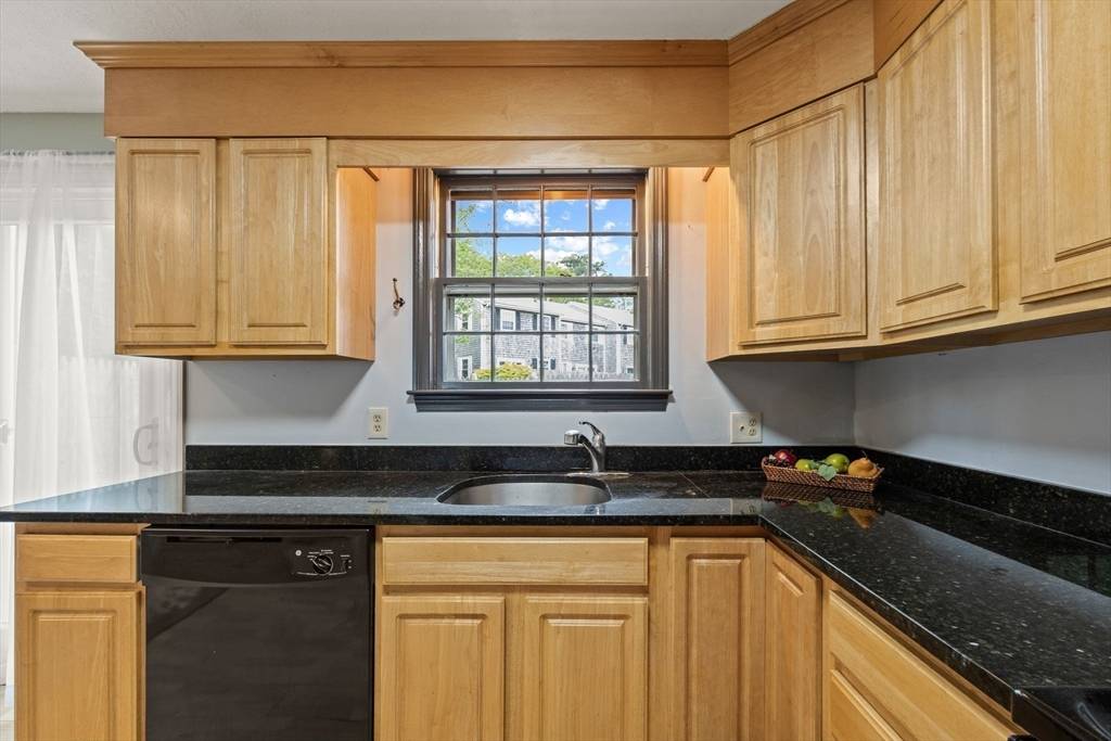 8 Louisburg Sq #8 Barnstable, MA 02632