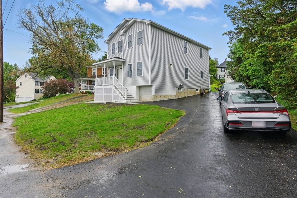 Haverhill, MA 01830,517 Primrose St