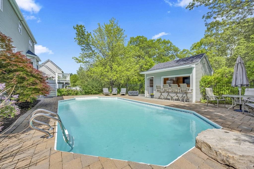 Sturbridge, MA 01566,18 Preserve Way