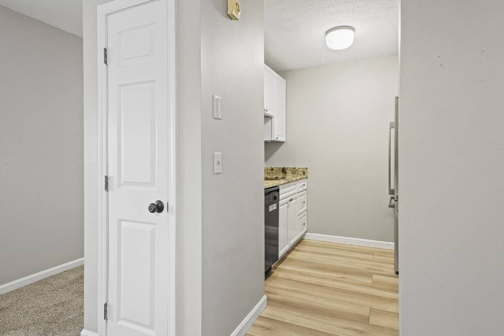 Lowell, MA 01852,1524 Gorham Street #204
