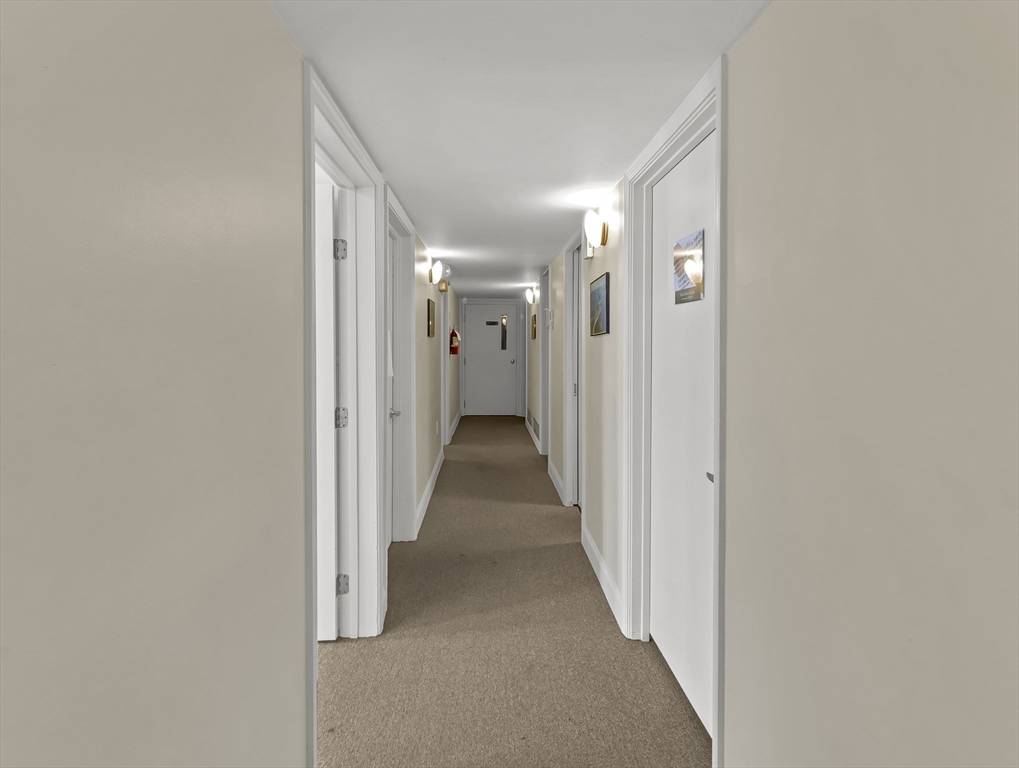 28 Bay Ave East Hull, MA 02045