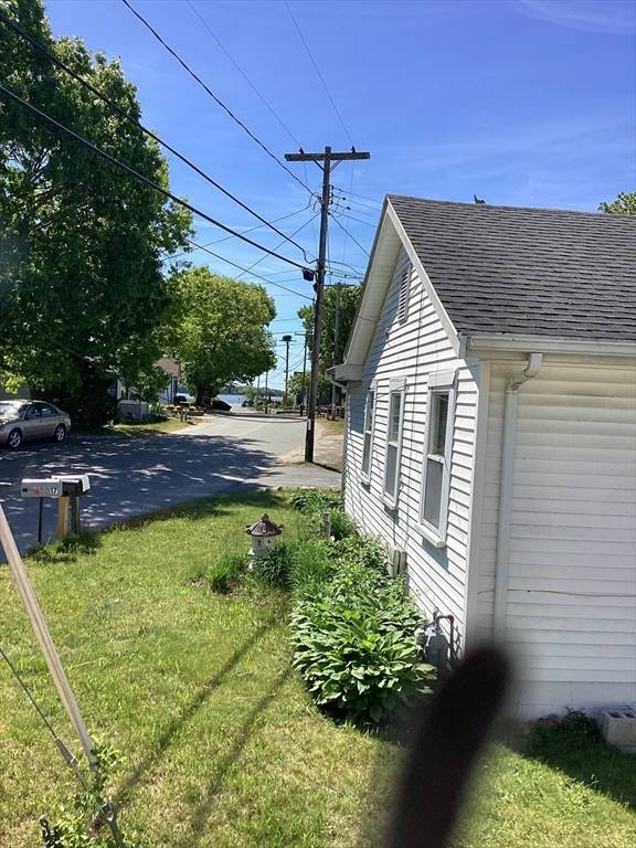 Wareham, MA 02571,83 Shore Avenue