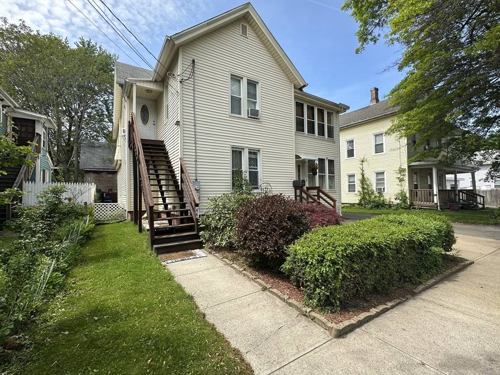 West Springfield, MA 01089,44-46 Spring Street