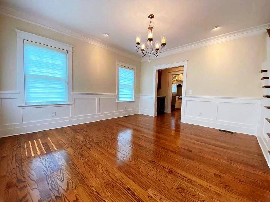 Wellesley, MA 02482,67 Oak St #67