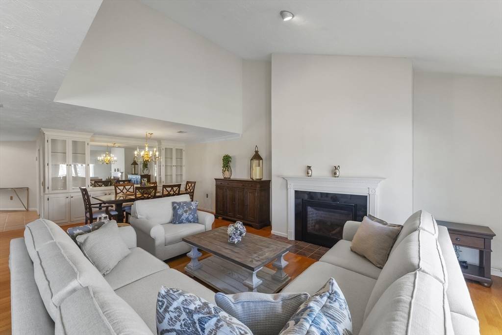 42 Fairway Dr #Golfview Plymouth, MA 02360