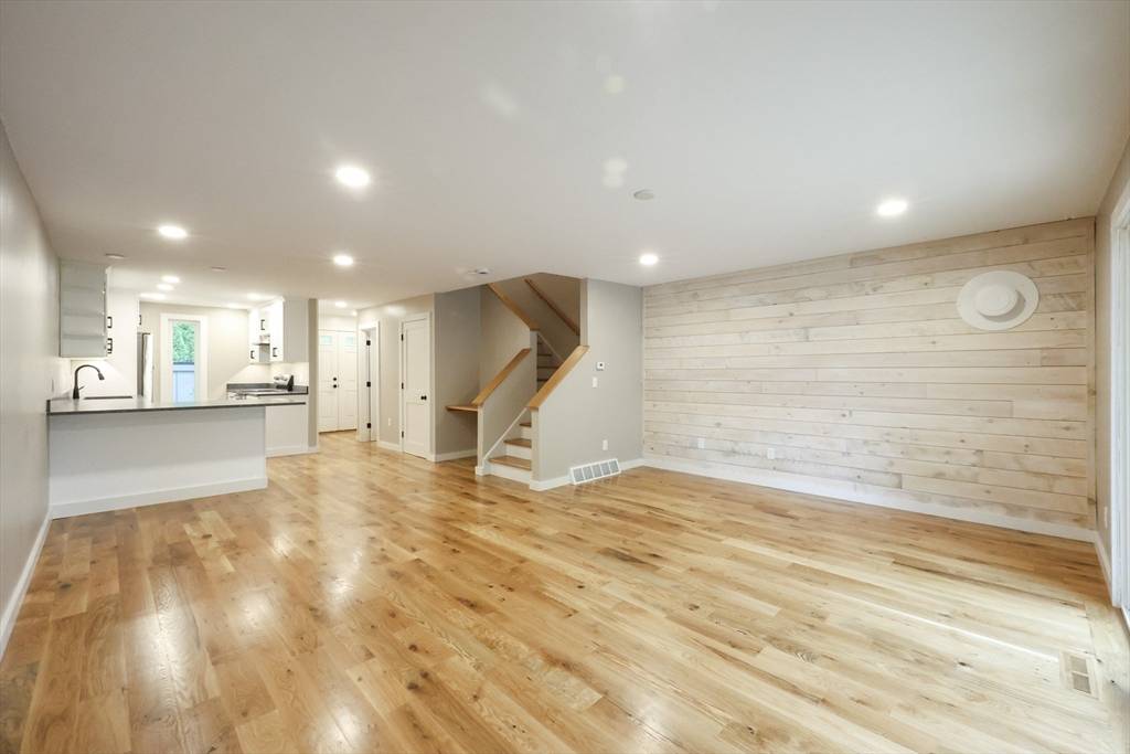 Yarmouth, MA 02673,300 Buck Island Rd #13F
