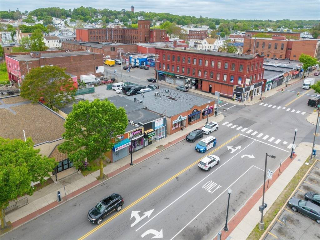 Lawrence, MA 01841,138-160 Broadway