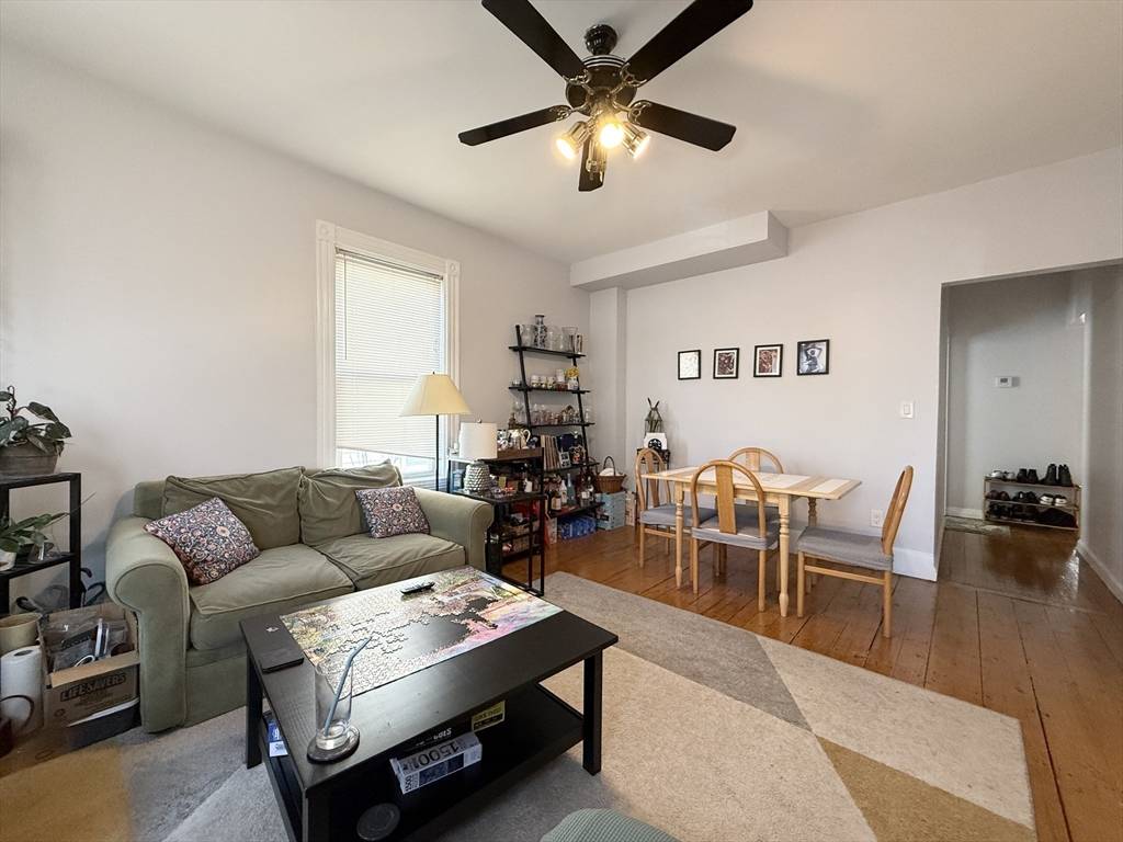 Cambridge, MA 02139,252 Elm St #2