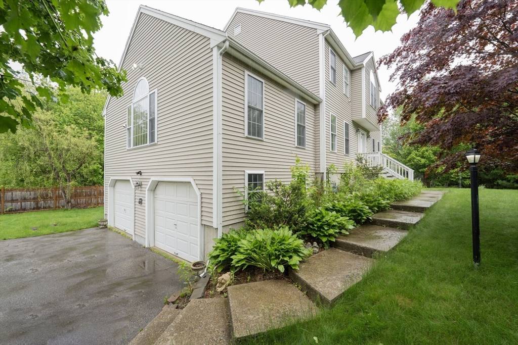 Marlborough, MA 01752,21 Russo Dr